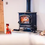 Pensionat Stone Barn 3*
